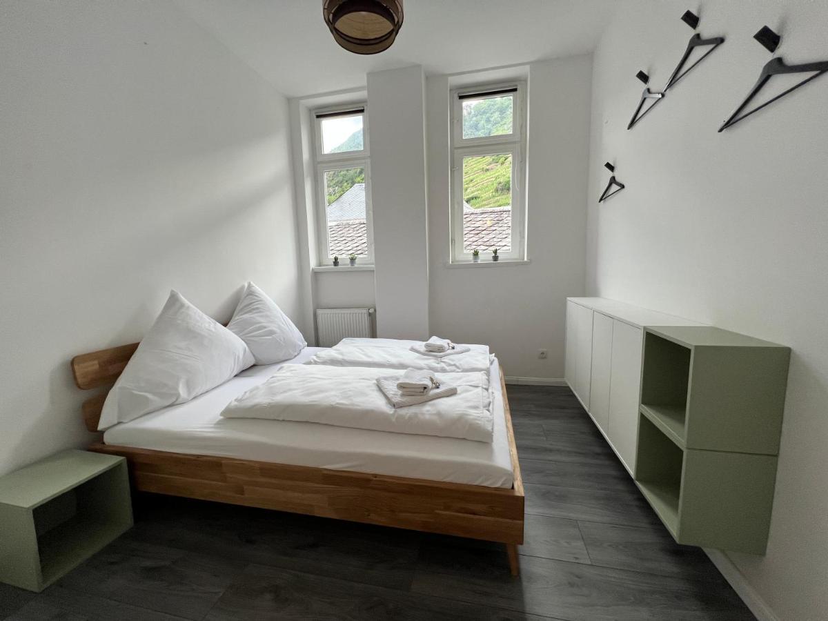 Direct Moselle View 200M² 4 Sz 10Pers Terrace Lägenhet Sankt Aldegund Exteriör bild