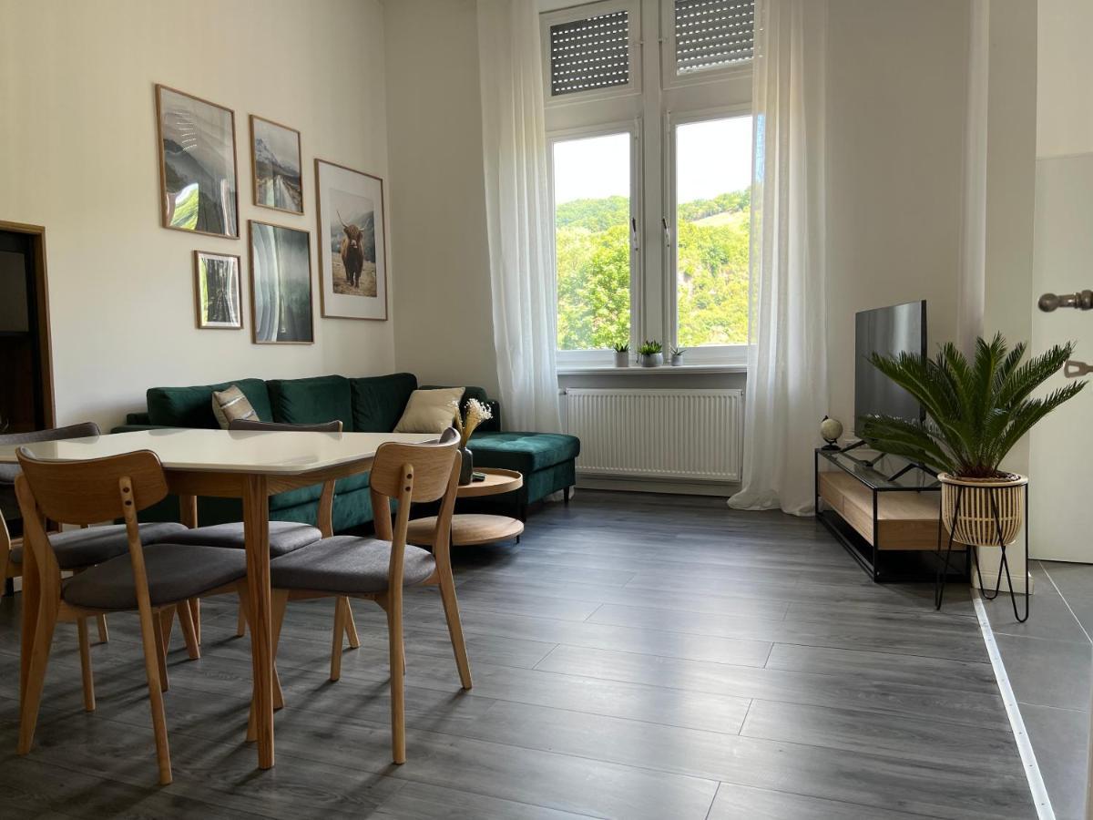 Direct Moselle View 200M² 4 Sz 10Pers Terrace Lägenhet Sankt Aldegund Exteriör bild